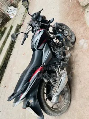 Bajaj Discover 125 2019 Black