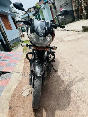 Bajaj Discover 125 2019 Black