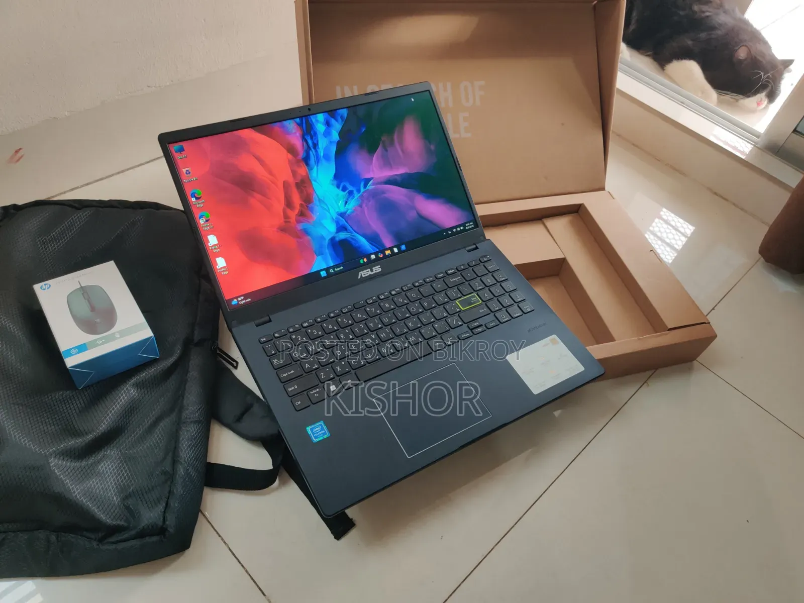 New Laptop Asus Vivobook 15 4GB SSHD+SSD 128GB