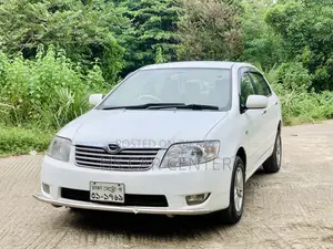 Toyota Corolla Sedan 2005 White