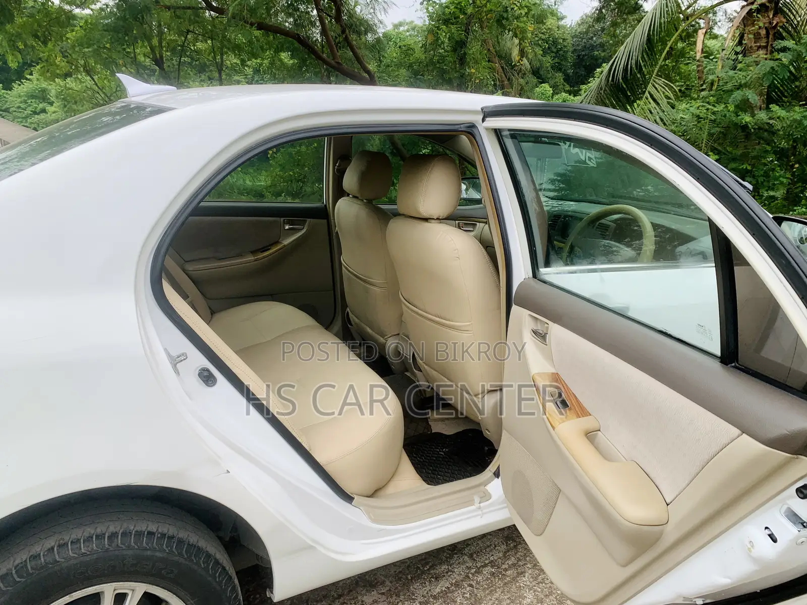 Toyota Corolla Sedan 2005 White