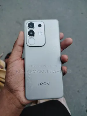 Vivo iQOO Z10x 256 GB Gray