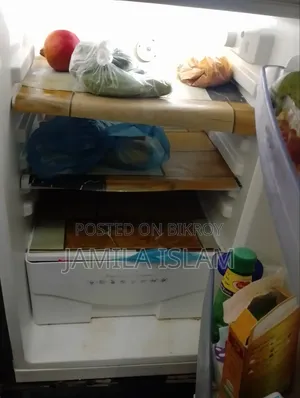 পুরাতন ফ্রিজ বিক্রয় করা হবে