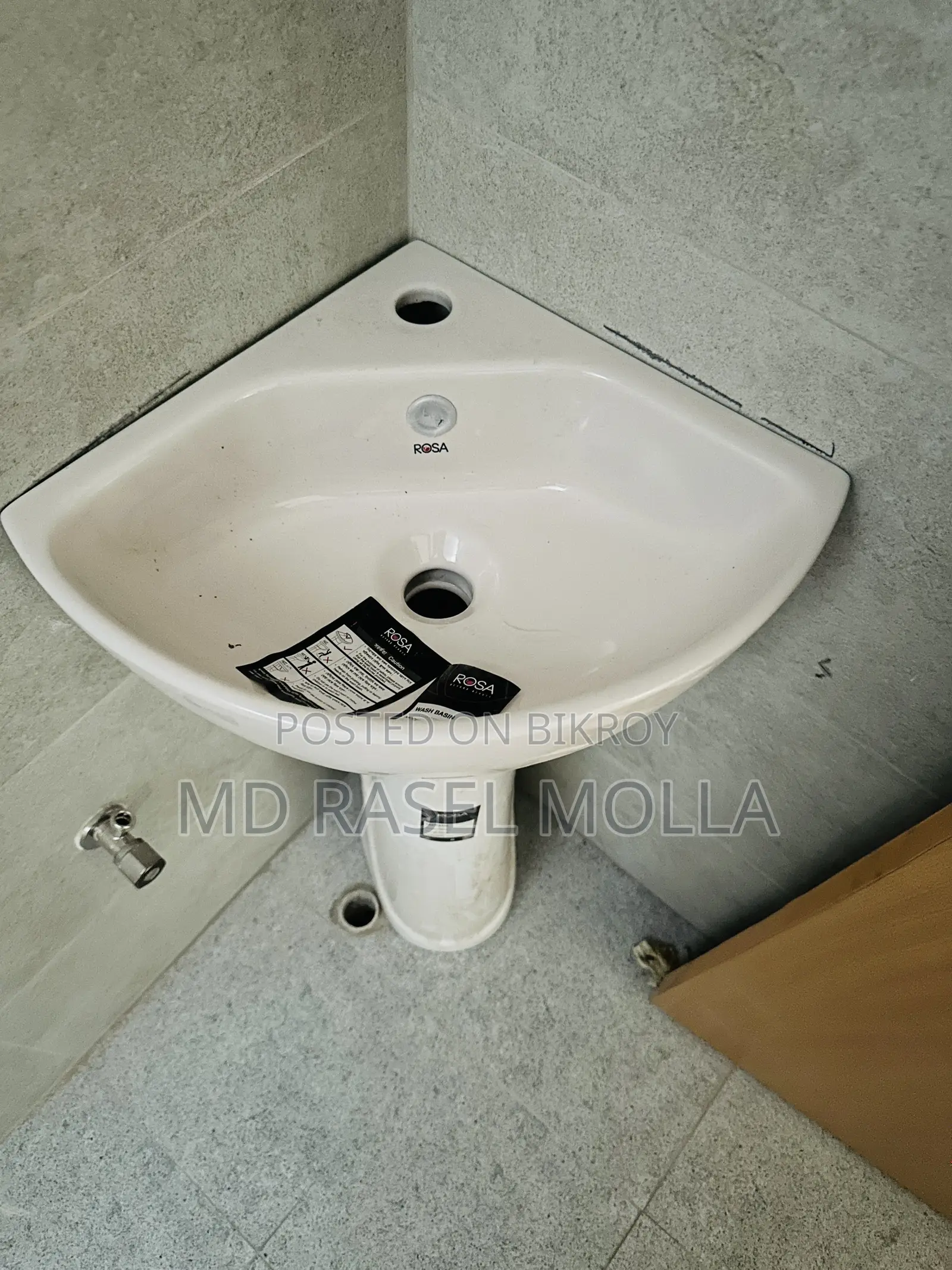 2X Rosa Corner Basin With Stand