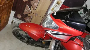 TVS Metro 2019 Pink