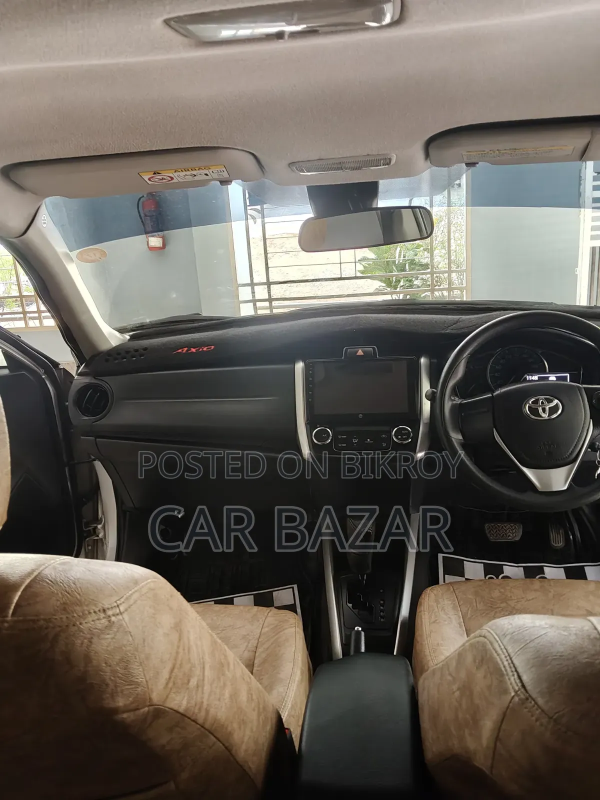 Toyota Corolla Fielder 1.5 Hybrid FWD 2017 Silver