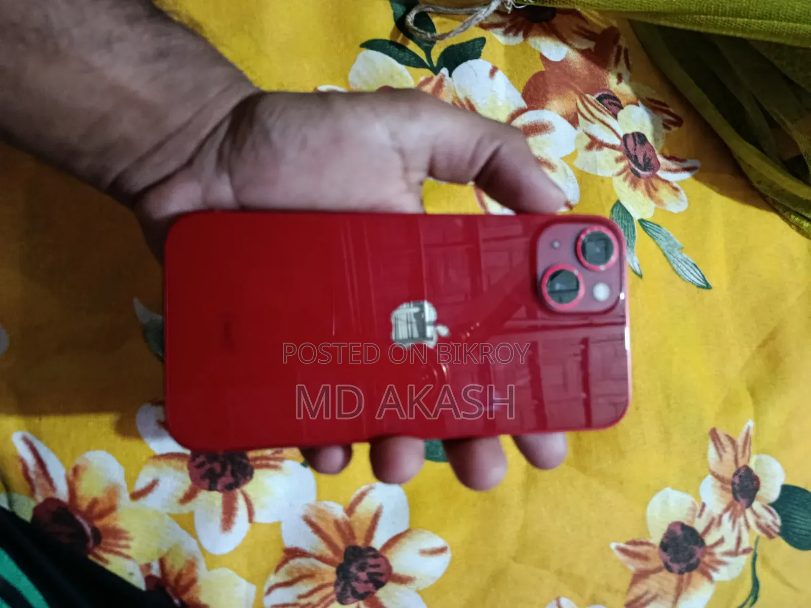 Apple iPhone 13 128 GB Red
