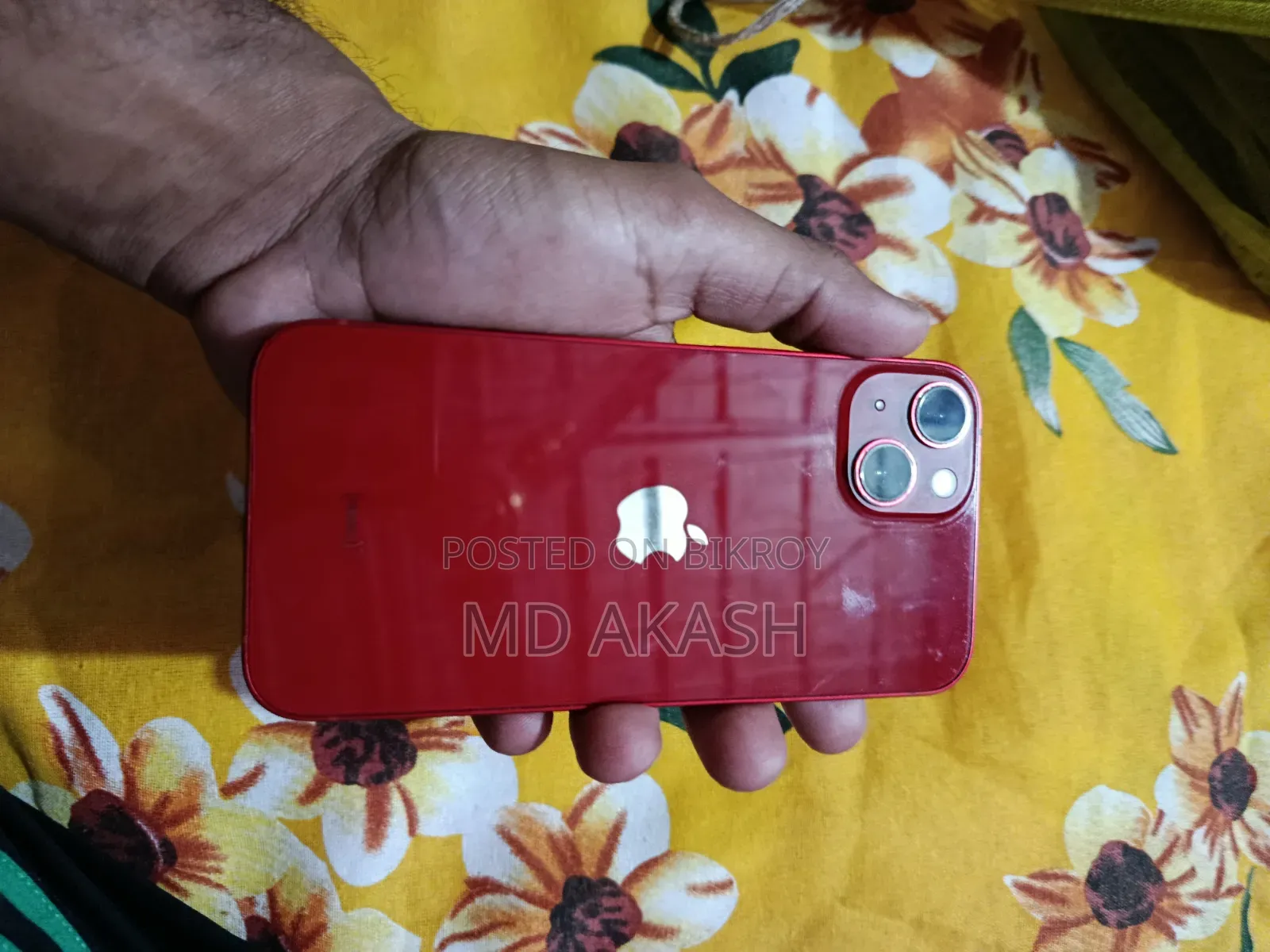 Apple iPhone 13 128 GB Red
