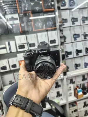 Canon M50 Mark 2 With 15/45mm Kit Lens Mirrorless Camera