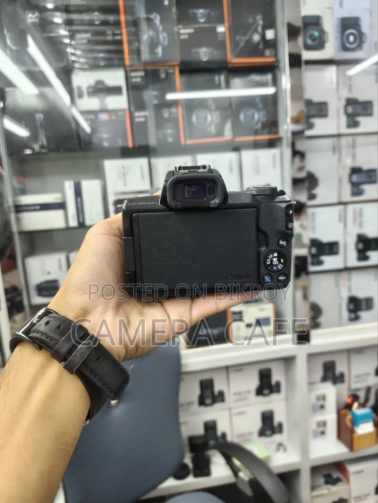 Canon M50 Mark 2 With 15/45mm Kit Lens Mirrorless Camera