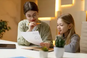 IB Curriculum Tutor from Aga Khan