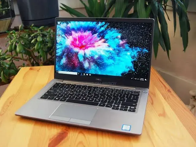 Laptop Dell Latitude 7300 8GB Intel Core i5 SSD 256GB