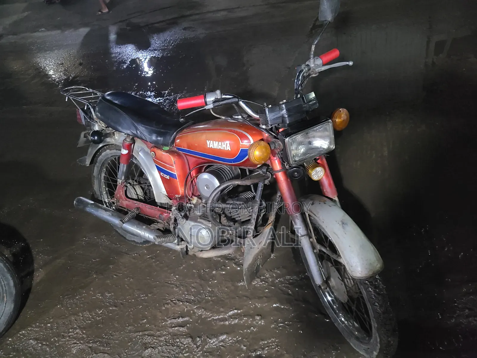 Yamaha 1993 Red