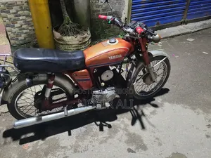 Yamaha 1993 Red