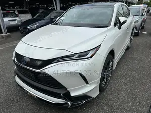 Toyota Harrier 2.5 Hybrid 4WD 2021 Pearl