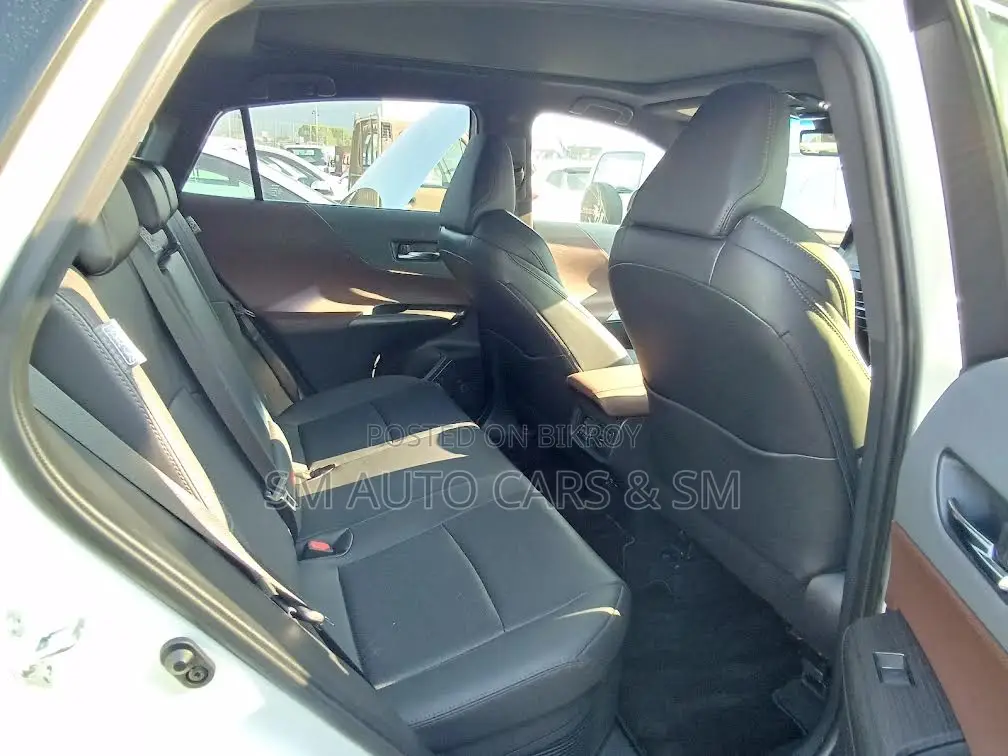 Toyota Harrier 2.5 Hybrid 4WD 2021 Pearl