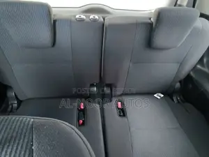 Toyota Noah 2021 Silver
