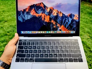 Laptop Apple MacBook Pro 2019 8GB Intel Core I5 SSD 256GB