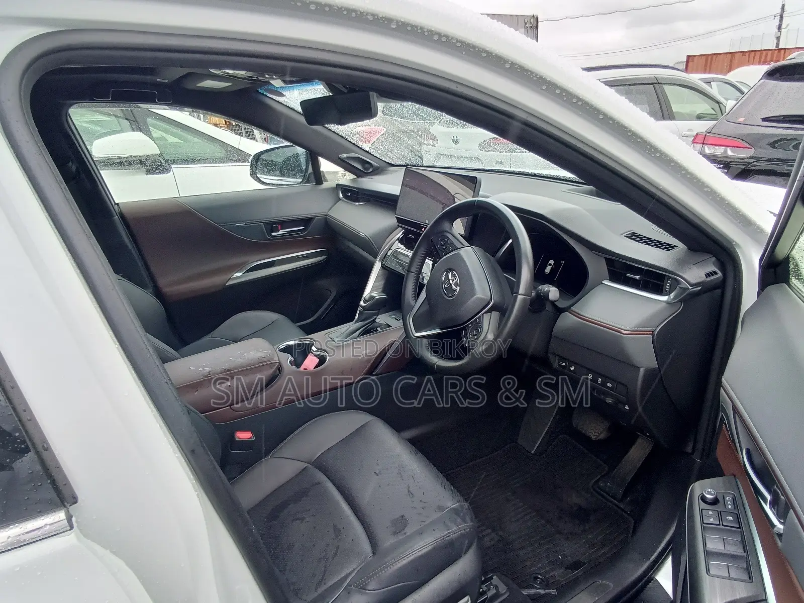 Toyota Harrier Hybrid Z 2023 Pearl