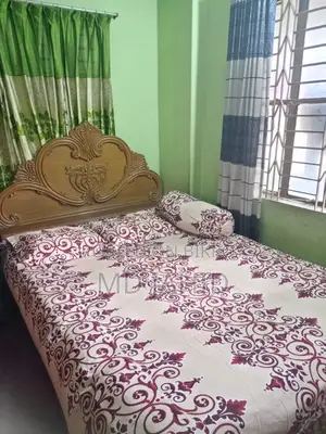 খুবভালো ব্যবহার করা খাট বিক্রি হবে।