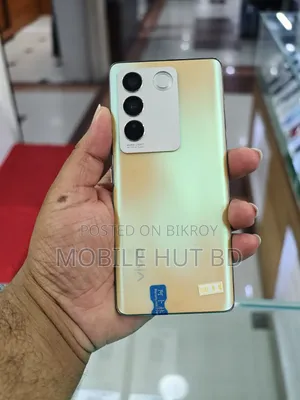 New Vivo S16 256 GB Gold