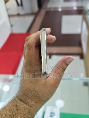 New Vivo S16 256 GB Gold