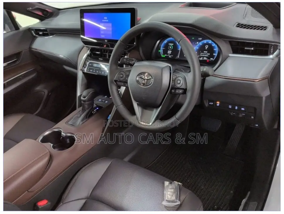 New Toyota Harrier Hybrid Z 2025 Pearl