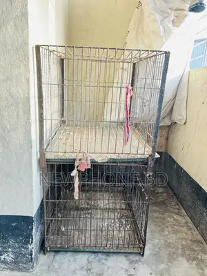 বড় খচা সাথে ট্রে আছে ২টা খাচার