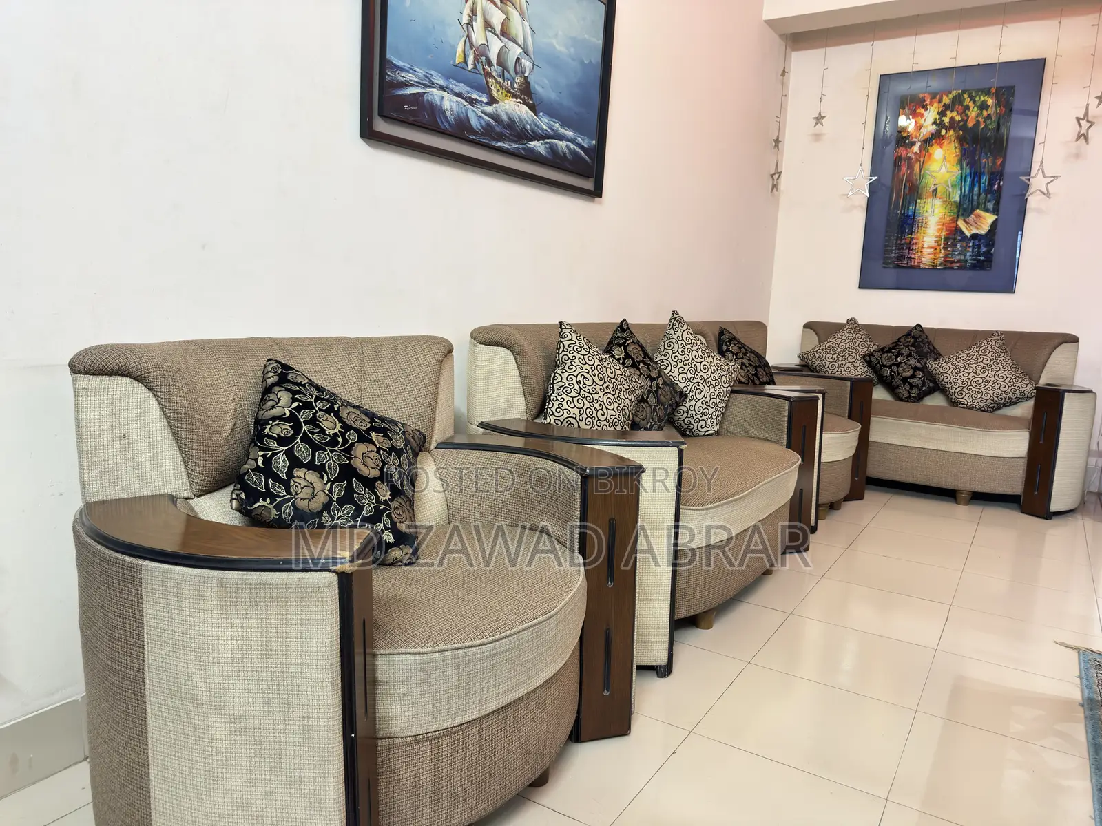 6 Seater’s 4 Set Sofa for Sale!