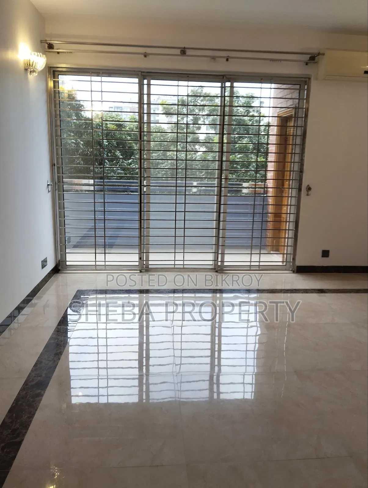 4bdrm Apartment in Gulshan for Rent