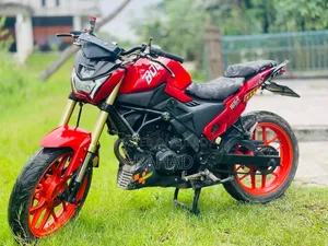 Runner Bolt 165R 2024 Red