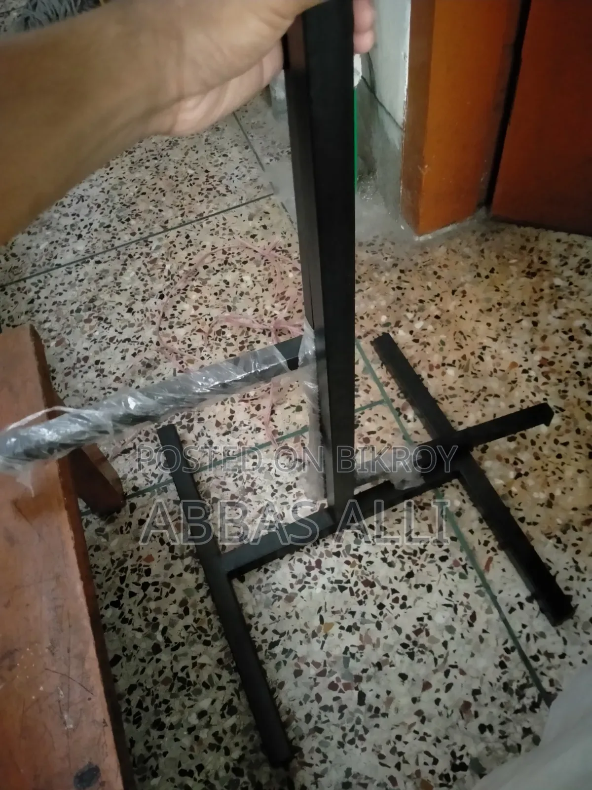 Smart Stand for Regular Use