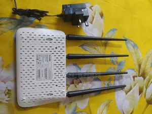 Tenda F6 300Mbps Wifi Router Good Conditions