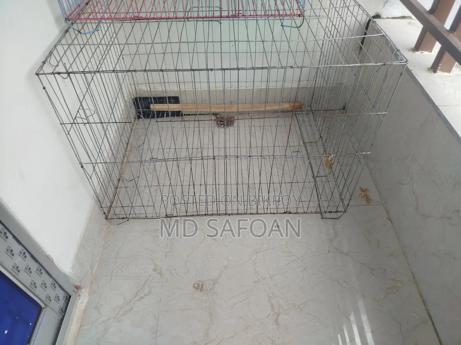 খাঁচা আর ব্রিডিং বক্স সেল করা হবে