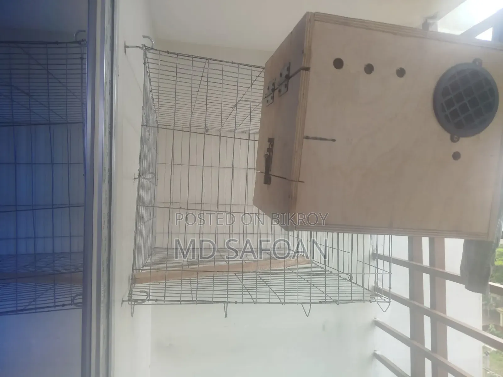 খাঁচা আর ব্রিডিং বক্স সেল করা হবে