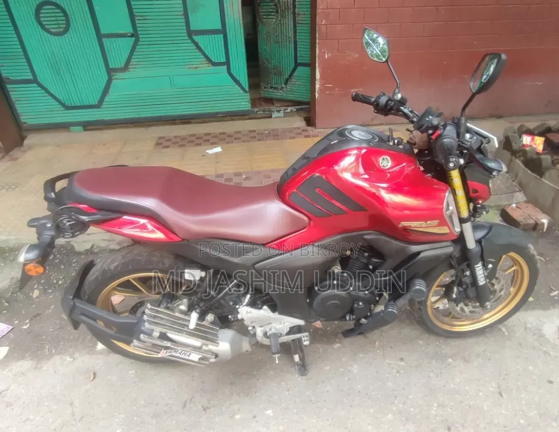 Yamaha FZS V3 2024 Red