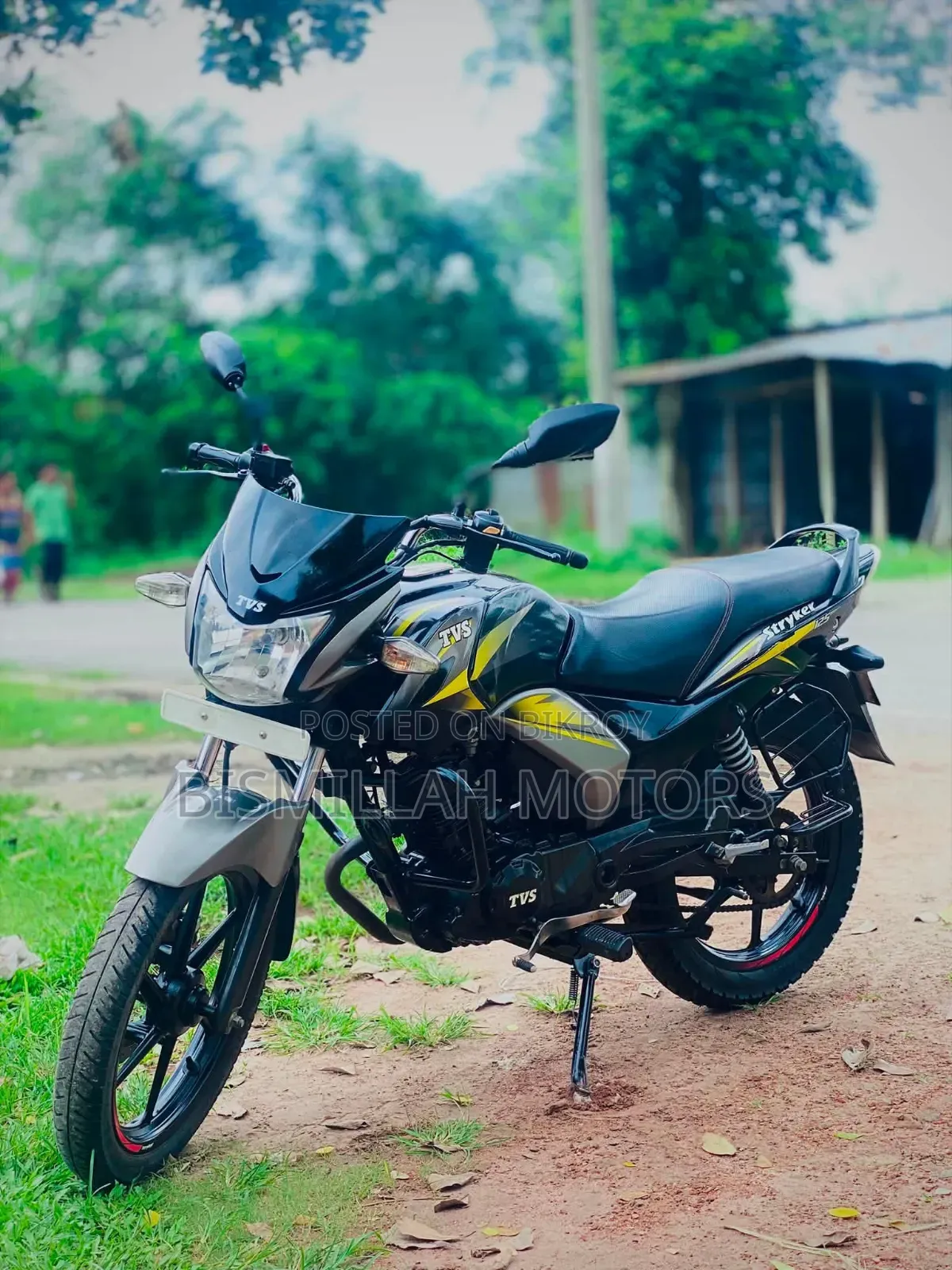 টিভিএস স্ট্রাইকার ১২৫ ২০২১ কালো