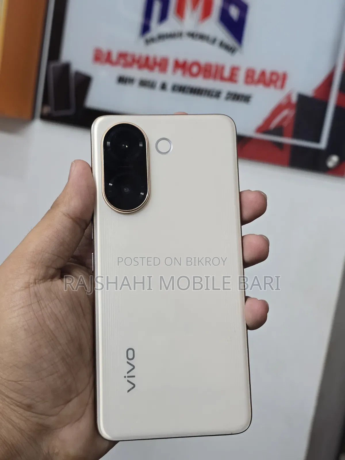 Vivo V60e 256 GB Gold