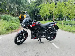 Bajaj Pulsar 150 2025 Black