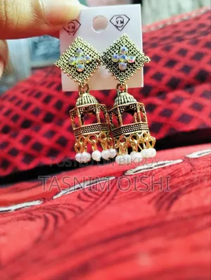 ট্র্যাডিশনাল অ্যান্টিক ঝুমকা (Antique Polish Jhumka)