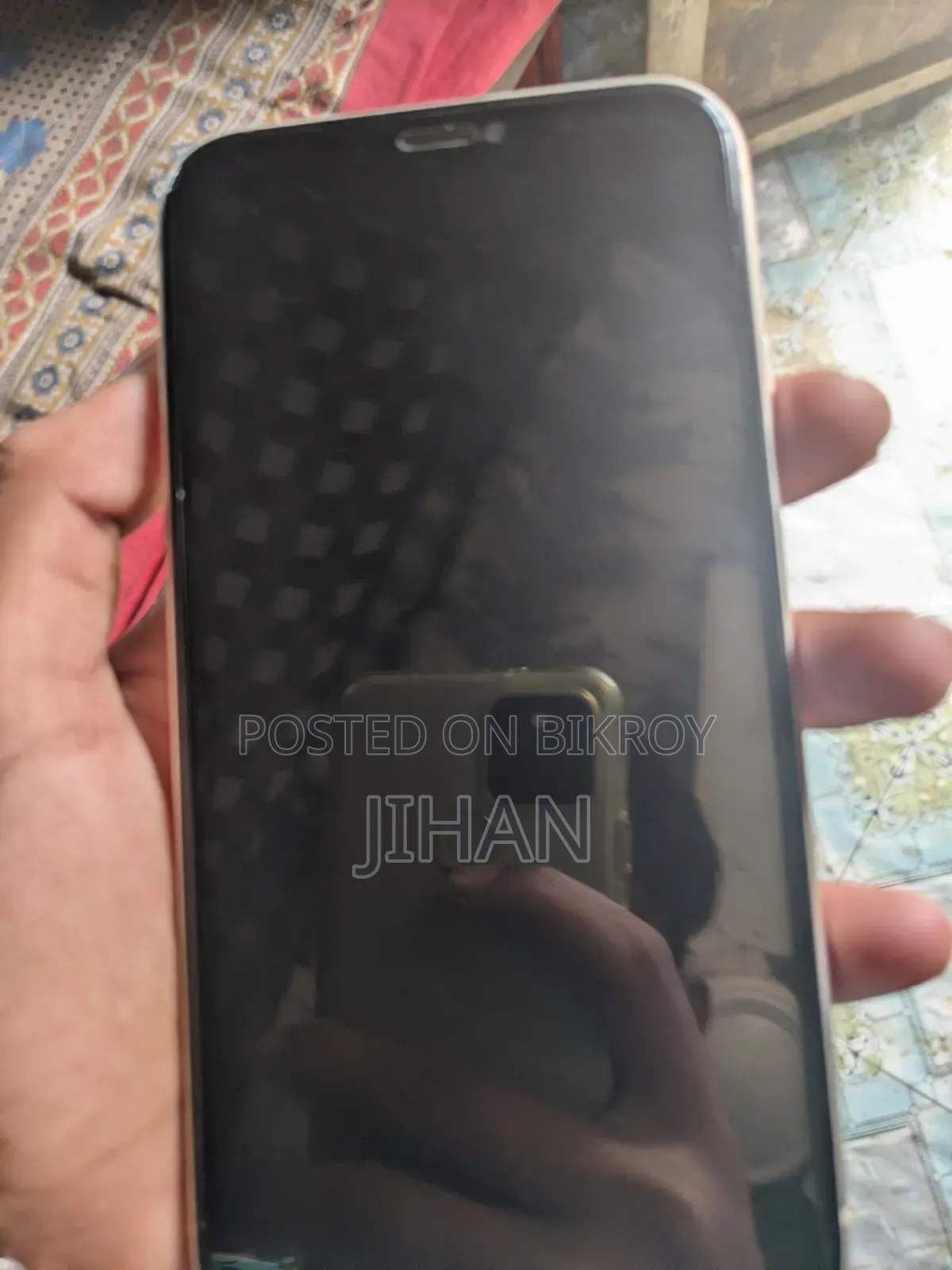 অ্যাপল আইফোন ১১ ৬৪ জিবি হোয়াইট