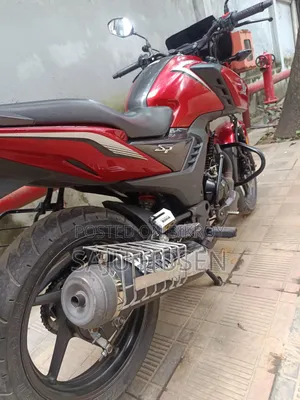 Honda 2025 Red