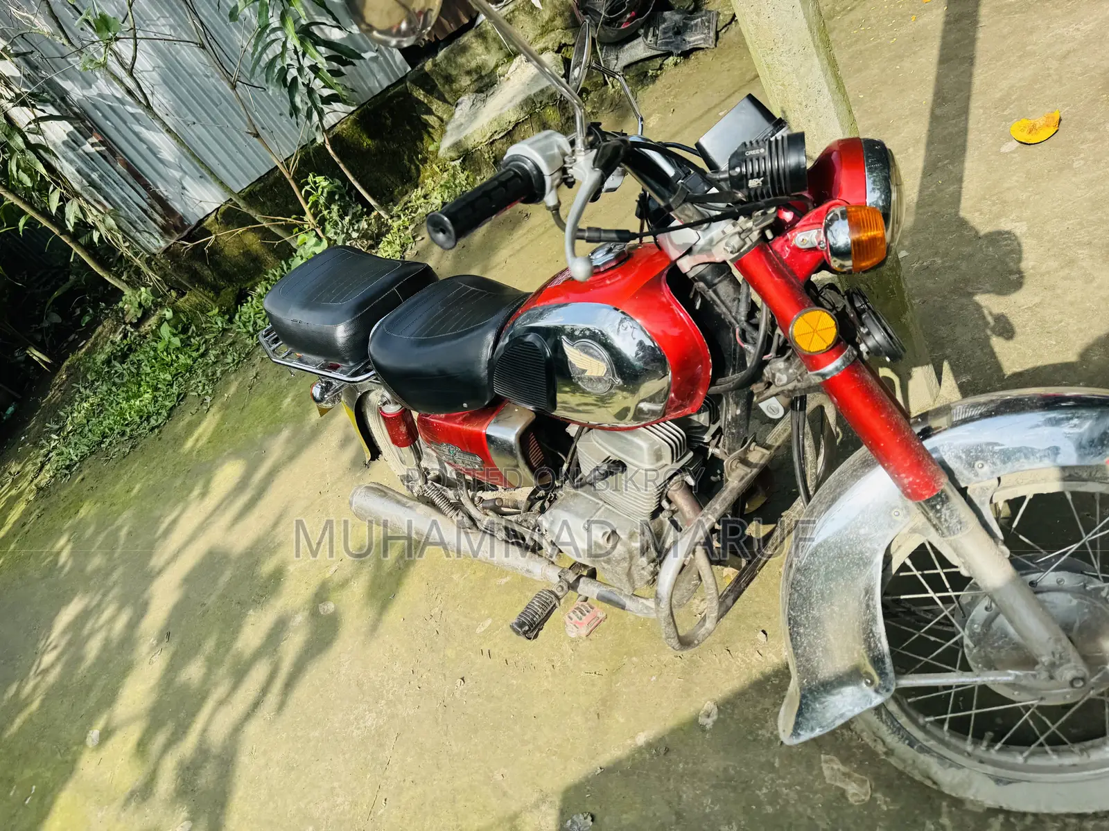 Honda 2002 Red