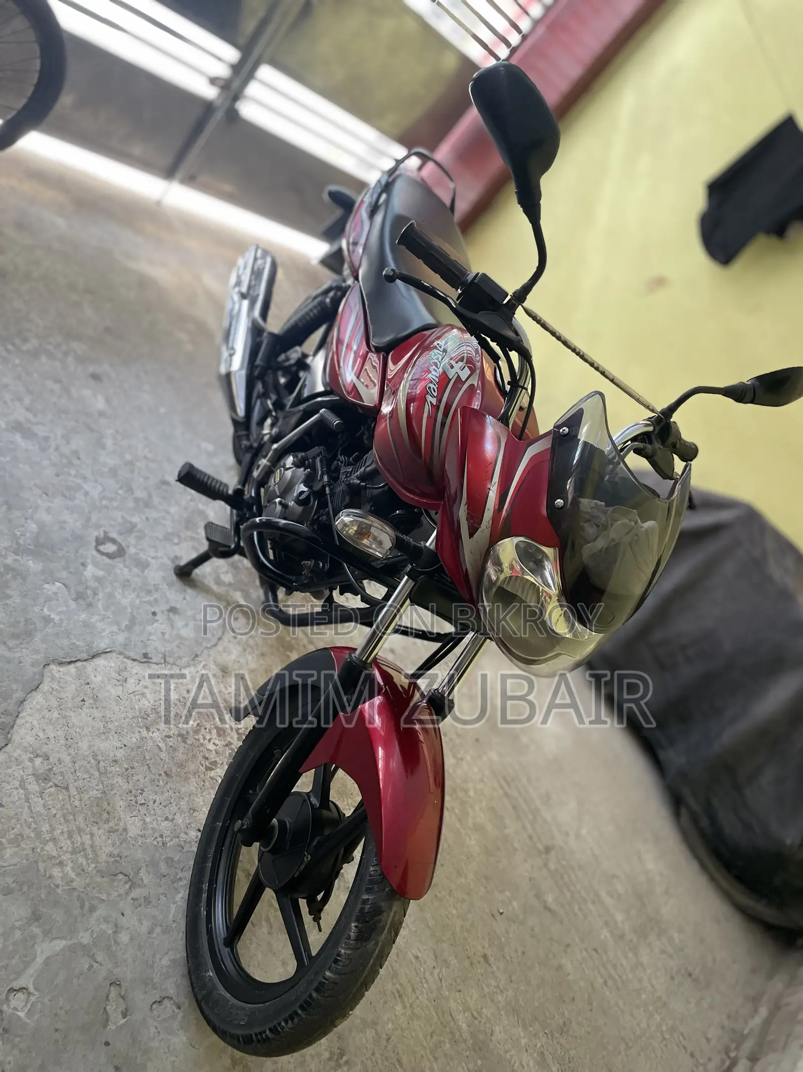 Bajaj Discover 100 2015 Red