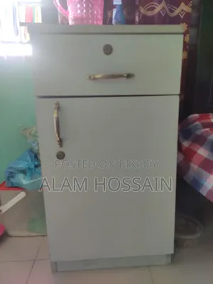 একটি ভালো মানের প্রিমিয়াম বাক্স-ড্রয়ার বিক্রি হবে।