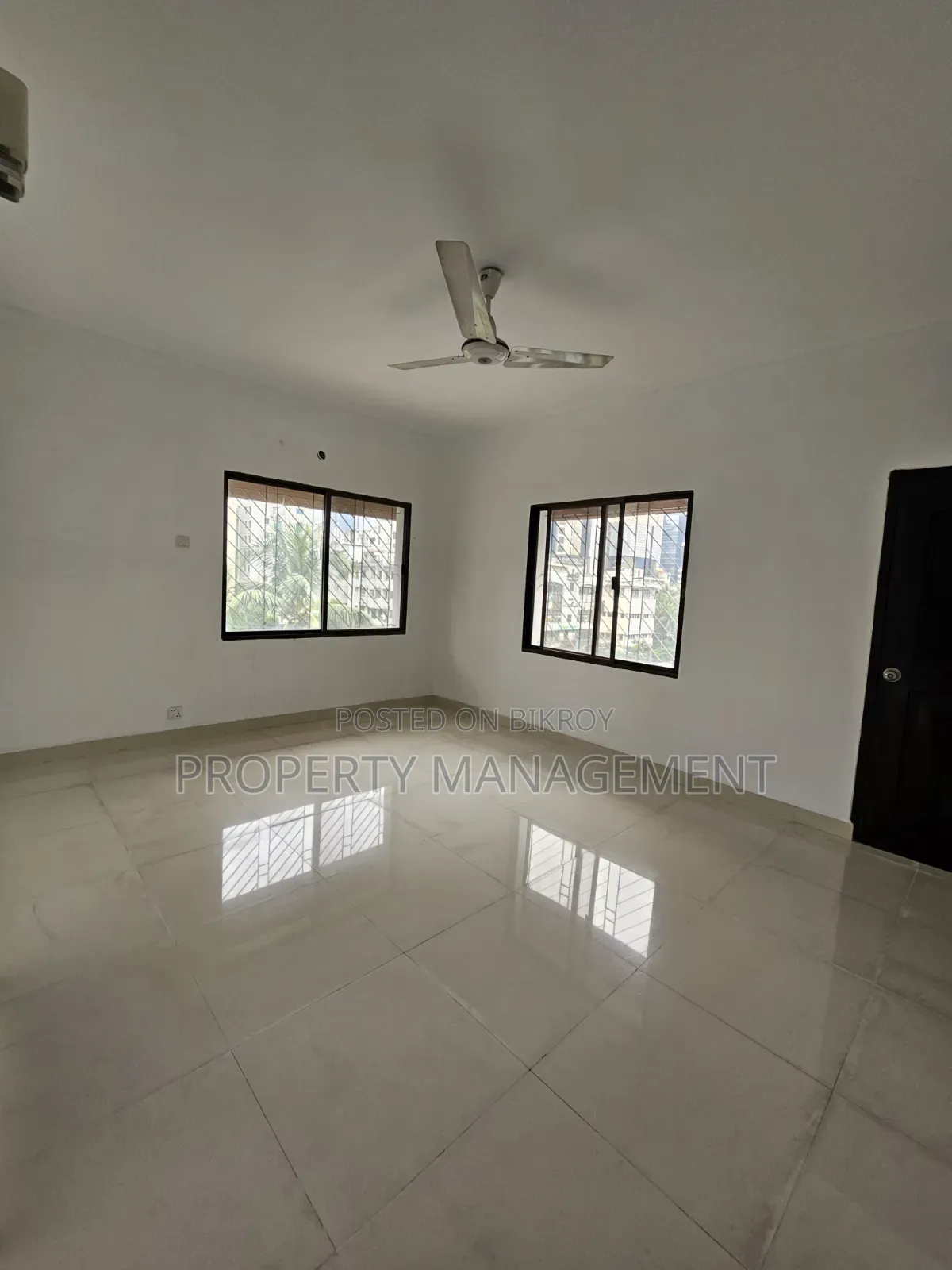 Office Space for Rain Gulshan