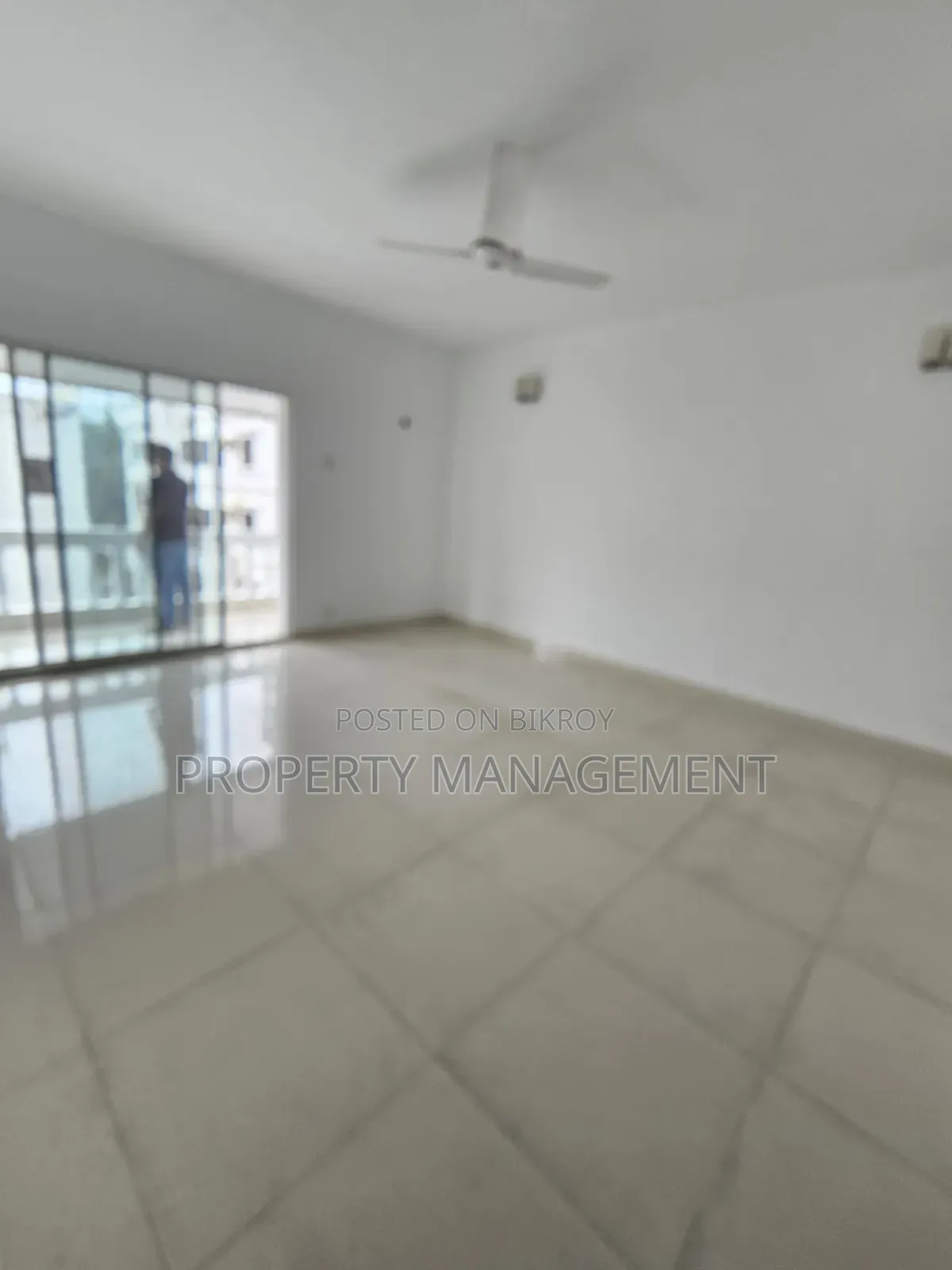 Office Space for Rain Gulshan