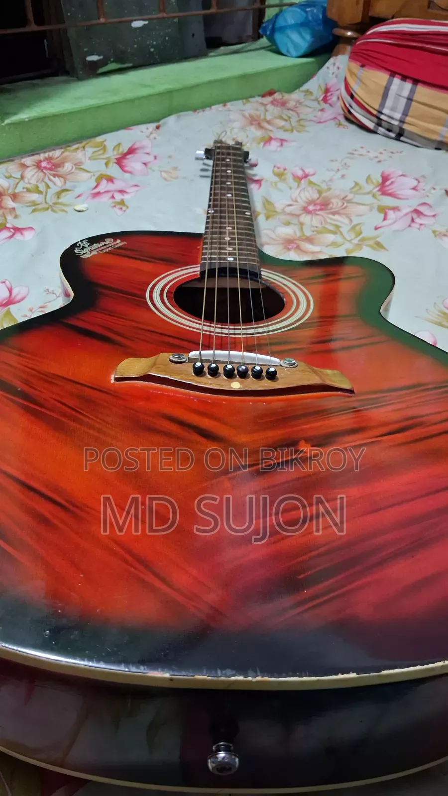 Singnature Guiter