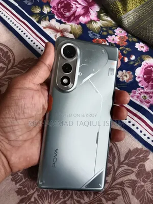 Tecno Pova Curve 256 GB
