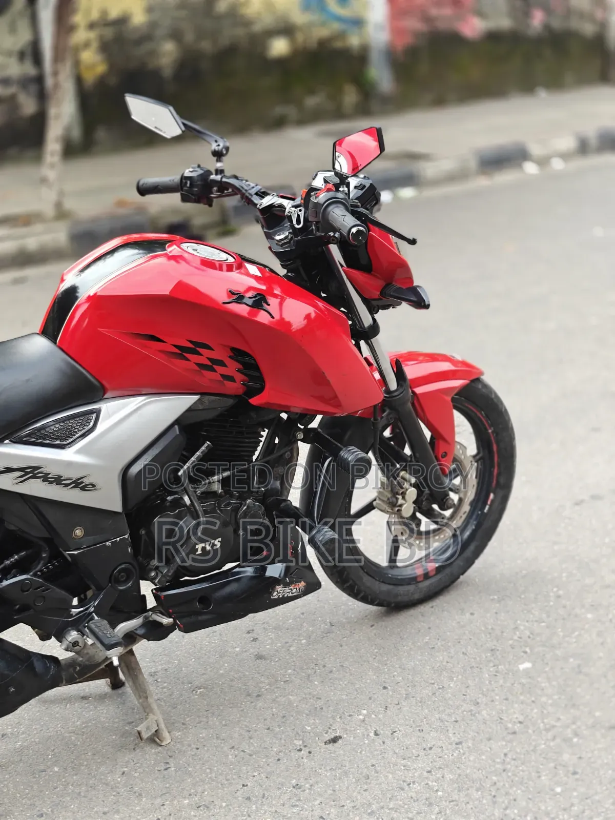 TVS Apache 160 4V 2020 Red